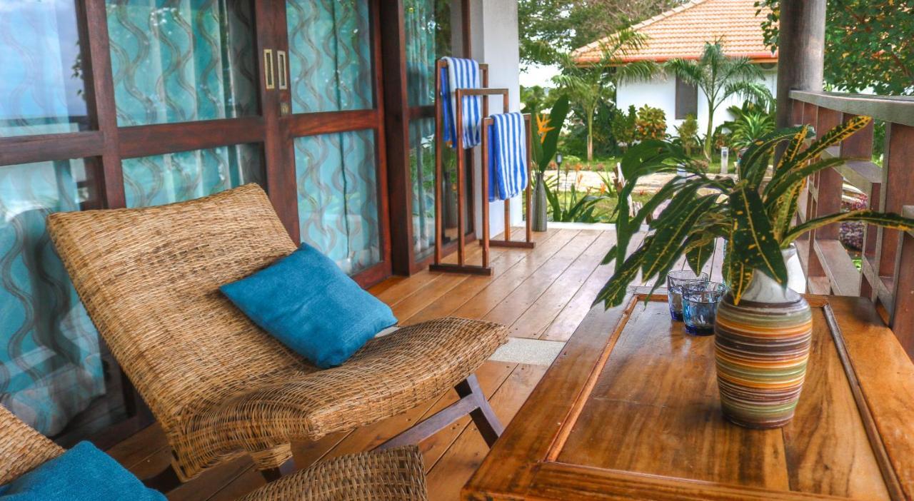 Omia Hotel Tangalle Eksteriør billede